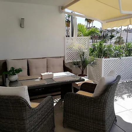 Sunny Terrace - Island Village